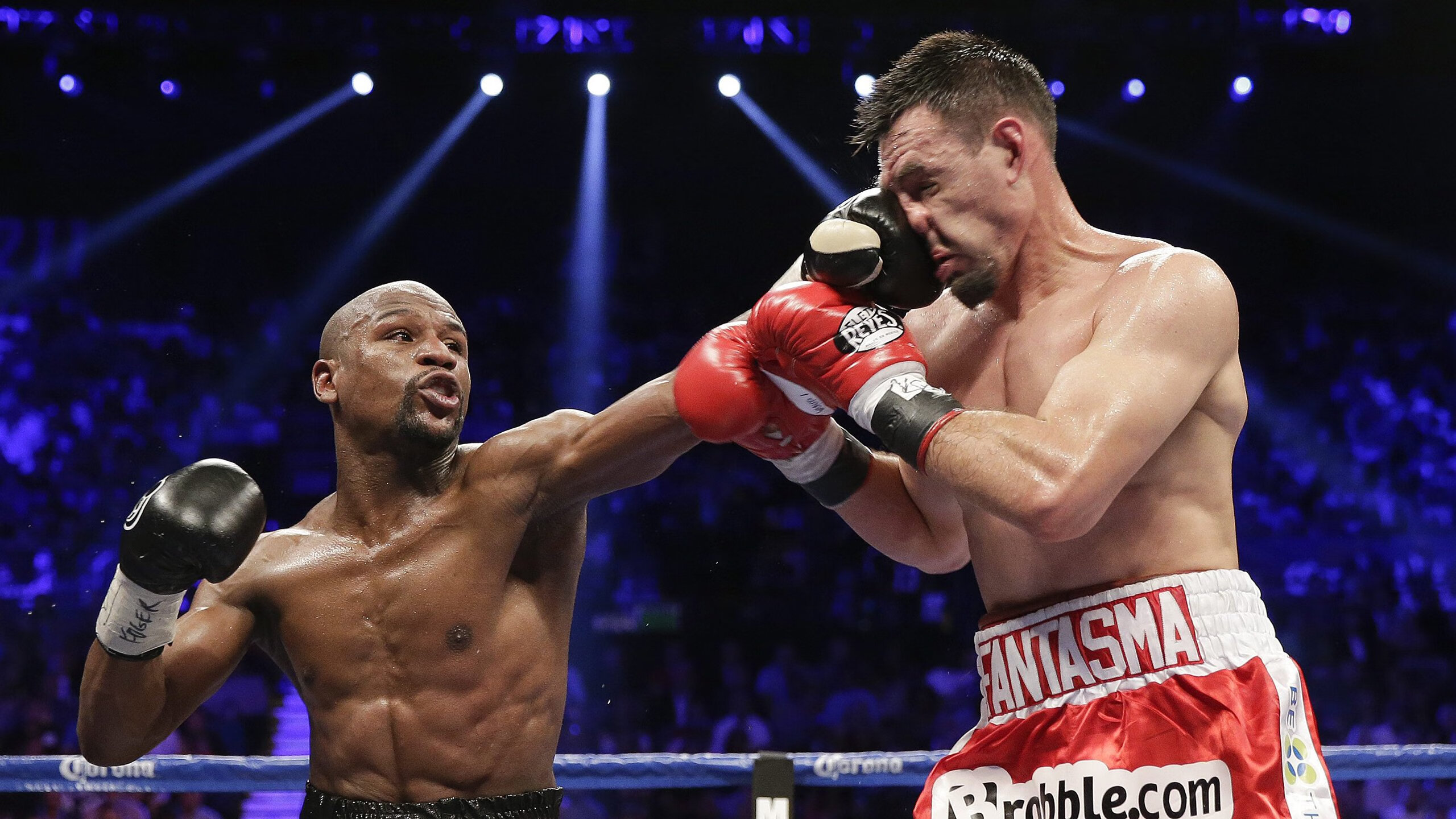 开云综合服务-逆转“神话之夜”：那些激动人心的最震撼比赛瞬间，神话逆转结局怎么调属性